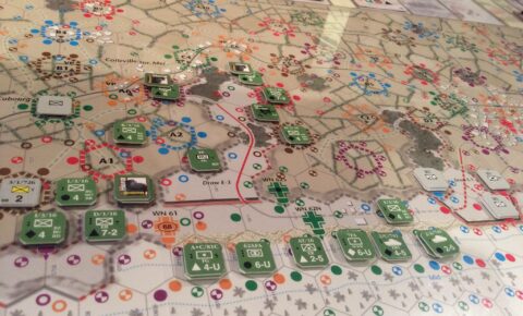 Zona de juegos de estrategia